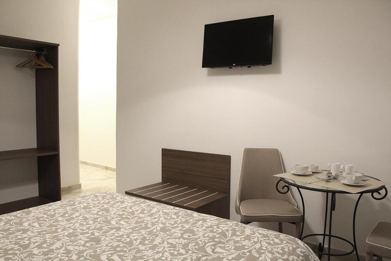 Antonietta De Pace Rooms By Napoli Milionaria B&B Exterior photo